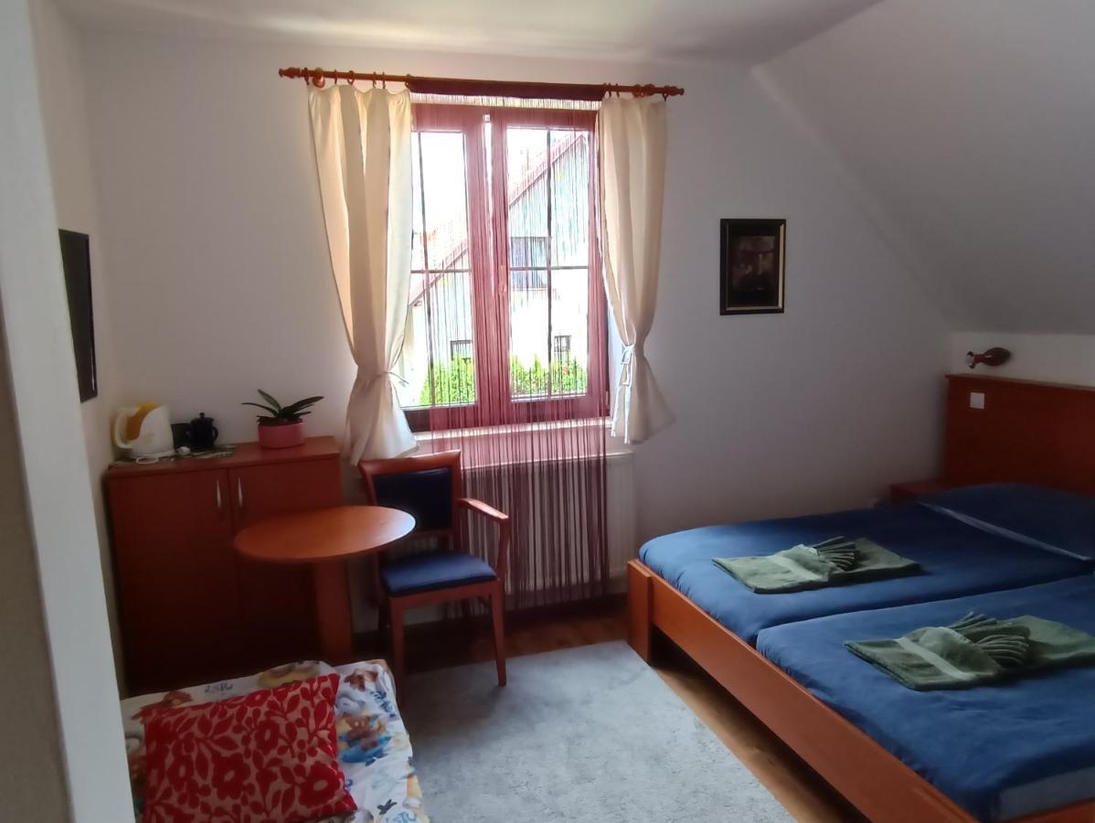 Pension Orbis Marianske Lazne Bagian luar foto