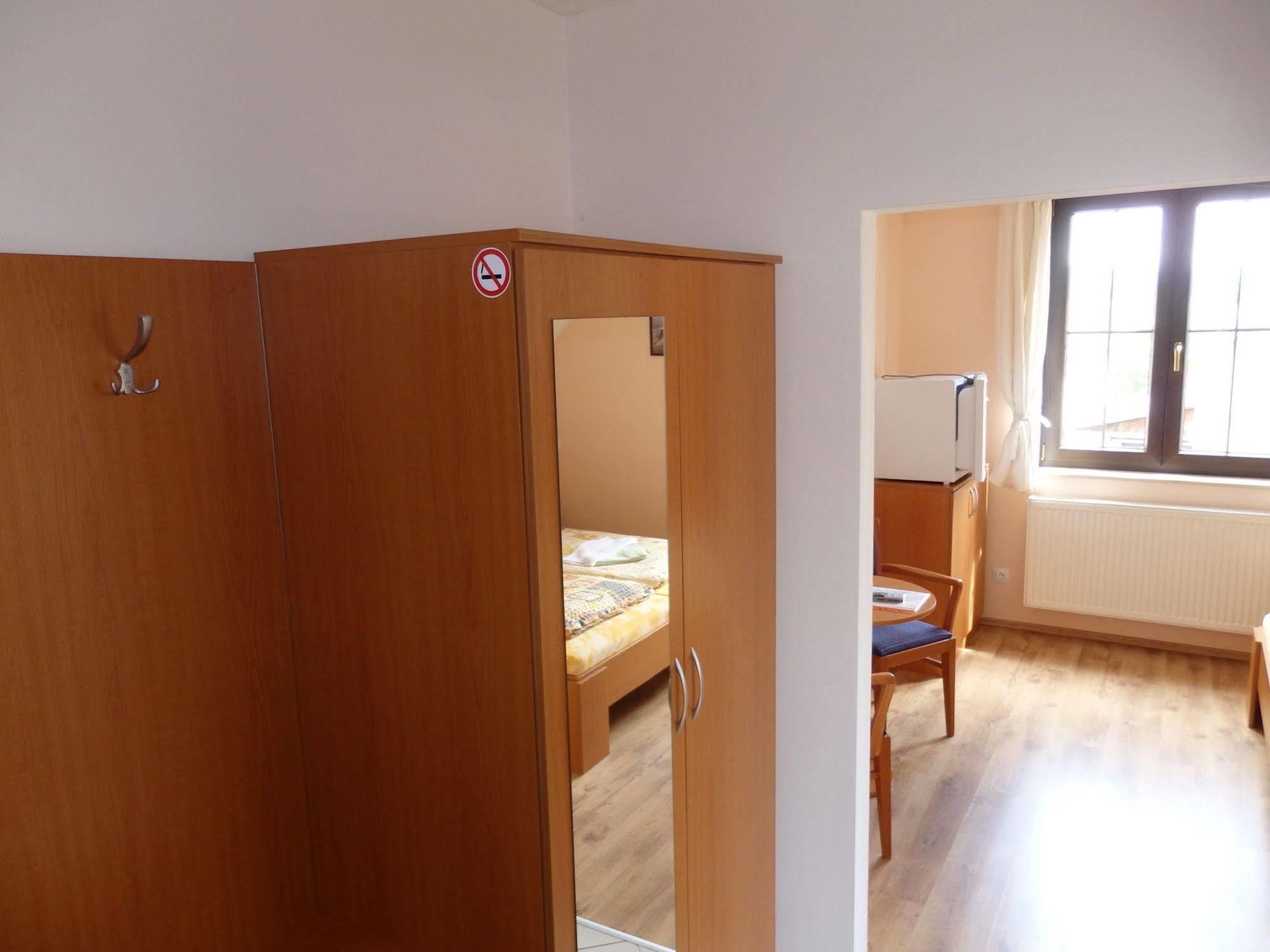 Pension Orbis Marianske Lazne Bagian luar foto